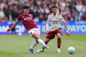 Arsenal đấu MU cho chữ ký của ngôi sao Premier League