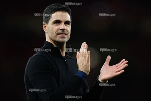 Arsenal tưởng thưởng cho Arteta
