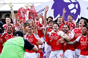 Mức thưởng mỗi CLB Premier League nhận được mùa này: Một trời, một vực