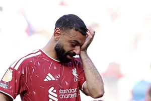 Liverpool chính thức xác nhận Salah và 11 cầu thủ ra đi