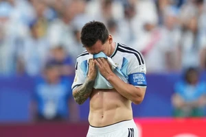 Messi bật khóc tại World Cup vì chuyện buồn của gia đình