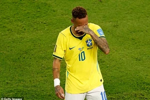 Neymar xúc động bật khóc nức nở