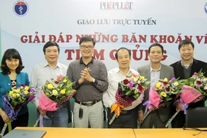 Có hay không việc độc quyền nhập khẩu vaccine?