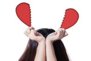 Đừng cay nghiệt với người từng ly hôn