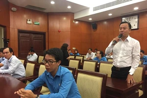 Lãnh đạo TP.HCM gặp gỡ 300 cán bộ công đoàn tiêu biểu