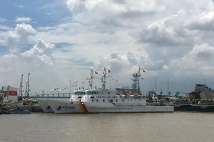 Nhà máy X51 bàn giao 2 tàu kiểm ngư vỏ thép KN-506 và KN-508