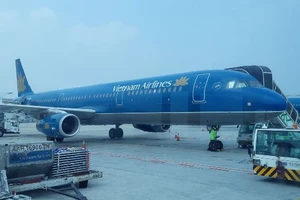 Siêu bão Mangkhut đổ bộ Trung Quốc hàng loạt chuyến bay bị hủy