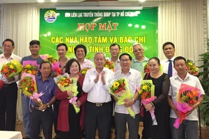 Trao 1.000 suất học bổng cho con em bộ đội biên phòng khó khăn