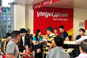 Hãng bay bị 'tuýt còi' do phi công bay quá 100 giờ/tháng