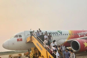 Hôm nay hủy hàng loạt chuyến bay đi-đến Quảng Ninh, Hải Phòng