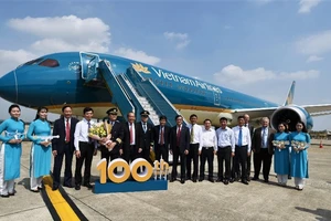 Vietnam Airlines nhận thêm máy bay lớn nhất Việt Nam