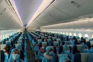 Chuyến bay đầu tiên đưa 340 công dân từ Đài Loan về nước