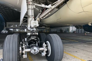 Tăng cường bảo dưỡng máy bay nằm sân lâu ngày do dịch