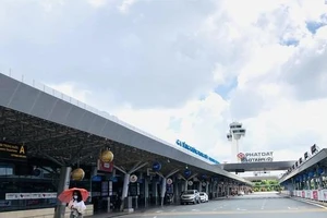 29 loại phí, lệ phí ngành hàng không giảm sâu ​đến cuối năm