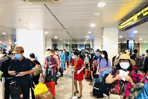 Gần tết nhiều đường bay kín chỗ 70%-90%