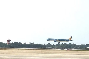 Sân bay Tân Sơn Nhất đưa nhiều hạ mục vào khai thác dịp lễ 30-4