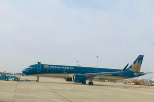 Máy bay Vietnam Airlines hạ cánh khẩn cấp để cấp cứu 1 hành khách người Đức