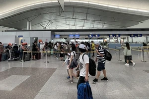 Cận lễ 30-4, vé máy giảm giá nhẹ