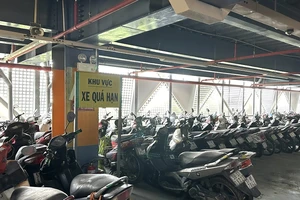 Cục Hàng không yêu cầu xử lý xe 'bỏ quên' ở nhà xe sân bay Tân Sơn Nhất