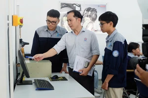 Đột phá từ Nghị quyết 57: Ưu tiên khơi thông điểm nghẽn nào?