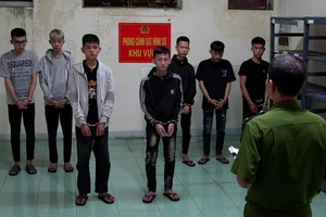 Bắt giữ 7 thanh niên ép xe, dùng rựa chém người tử vong