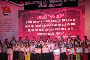 Tuyên dương 148 gương nhà giáo trẻ tiêu biểu