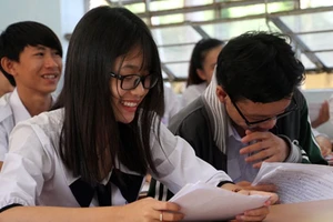 Nữ sinh Cần Giờ đạt giải nhất học sinh giỏi thành phố