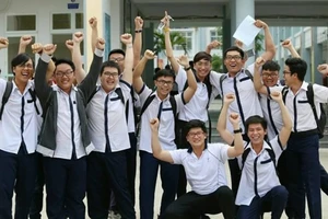 Điểm thi THPT quốc gia tại TP.HCM: Môn Văn có năm điểm 9