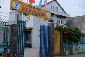 Trẻ 18 tháng bị bỏng 2 chân là do bảo mẫu sơ ý?