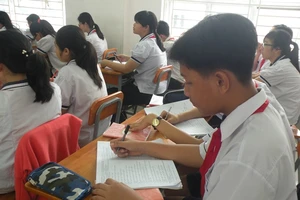 Tỉ lệ học sinh THCS tự hủy hoại bản thân đáng báo động