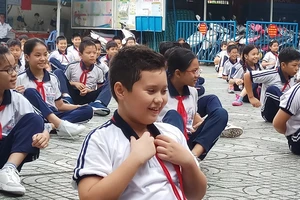 Học sinh TP.HCM có thể nghỉ nếu thời tiết diễn biến phức tạp