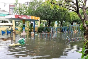 Nước chưa kịp rút, hơn 400 trẻ mầm non lại nghỉ học ngày mai