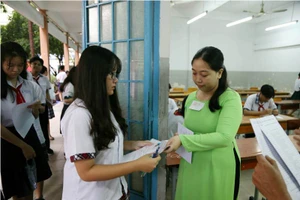 Thi tuyển sinh 10: Hạn chế tình trạng HS chọn trường xa nhà