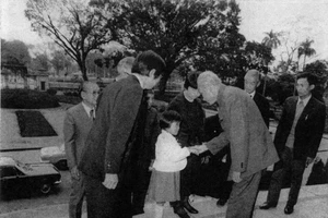 Trưng bày hình ảnh, di vật nhà báo Nhật Ta-ka-nô Isao