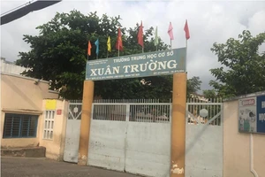 TP.HCM: Một nam sinh bị đánh hội đồng trong sân trường