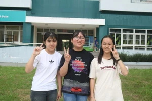 Thi đánh giá năng lực đợt 2: Nhà nghỉ gần điểm thi tăng giá