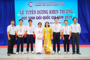 58 bài thi bị 0 được tăng điểm: 'Em mừng phát khóc!'
