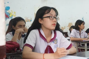 Trường nâng điểm chuẩn đánh trượt thí sinh