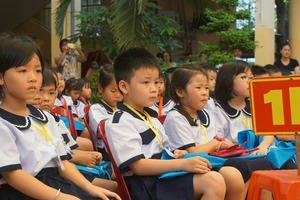 Học sinh trường tiểu học Trần Quốc Thảo trong ngày tựu trường. Ảnh: NGUYỄN QUYÊN