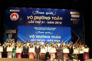 50 cán bộ quản lý và giáo viên TP.HCM đạt giải Võ Trường Toản