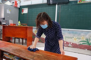 Trường Tiểu học Nguyễn Thị Minh Khai vệ sinh trường lớp