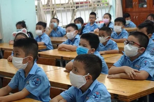 TP.HCM cho phép các trường tổ chức hoạt động căn tin, bán trú