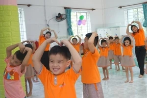 TP.HCM: Cơ sở giáo dục mầm non tổ chức cho trẻ ăn sáng