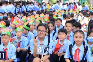 Bộ GD&ĐT lấy ý kiến giáo viên về sách giáo khoa lớp 2, lớp 6