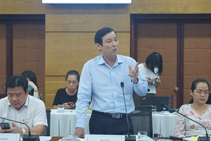 Báo động tỷ lệ học sinh TP.HCM bị béo phì và tật khúc xạ 