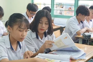 TP.HCM: Ôn tập cho HS cuối cấp dưới 30 người/phòng