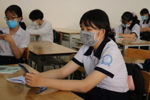TP.HCM: HS cuối cấp học trực tuyến hoàn toàn từ 28-5 