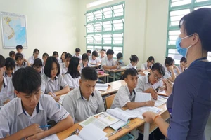 TP.HCM lùi lịch công bố điểm chuẩn vào lớp 10