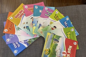 TP.HCM: Khẩn trương đưa sách giáo khoa đến tay học sinh