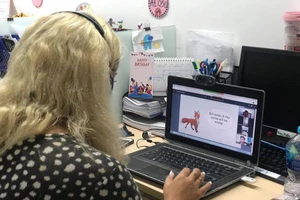 Học sinh chương trình Tiếng Anh tích hợp được học miễn phí với AI